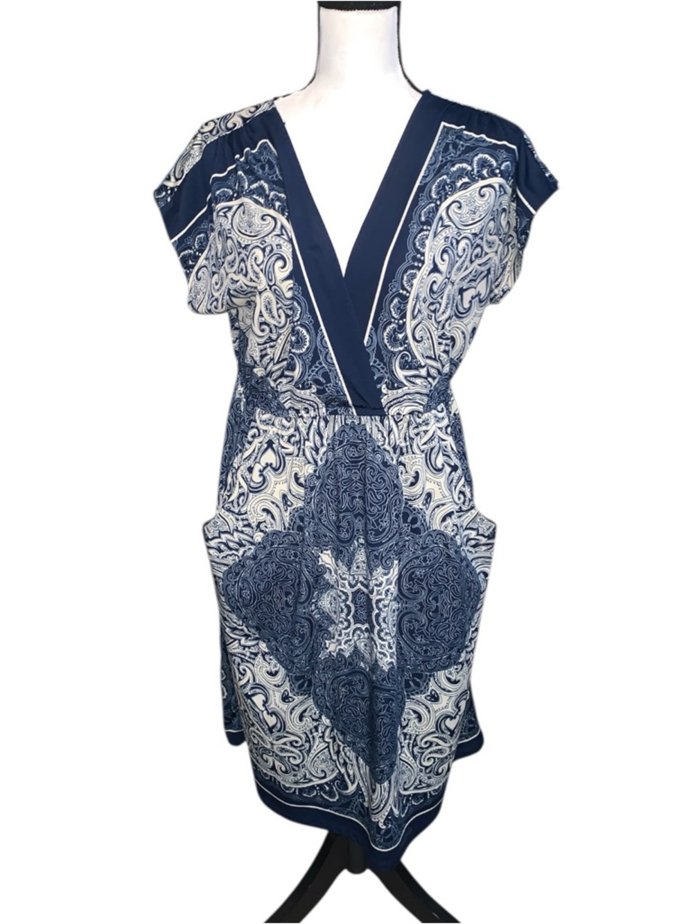 Maurices Navy & Ivory Patterned V-Neck Dress Short Sleeve Pockets